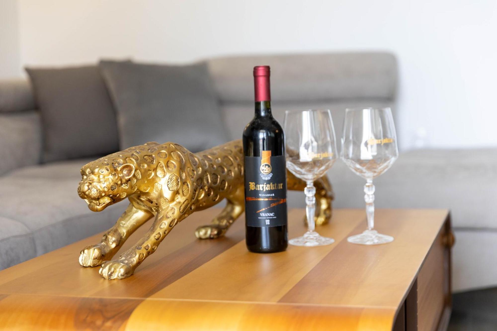 Barjaktar - Luxury Suites & Spa 울친 외부 사진